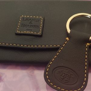 Dooney & Bourke wallet NWOT